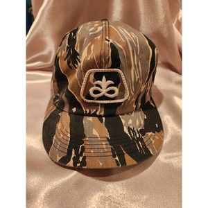 Vintage Pioneer Seed Farm Camo Snapback Hat Good Condition